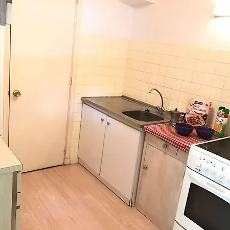 Διαμέρισμα Studio In With Parking *