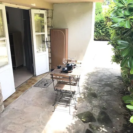 Διαμέρισμα Studio In With Parking Αντίμπ
